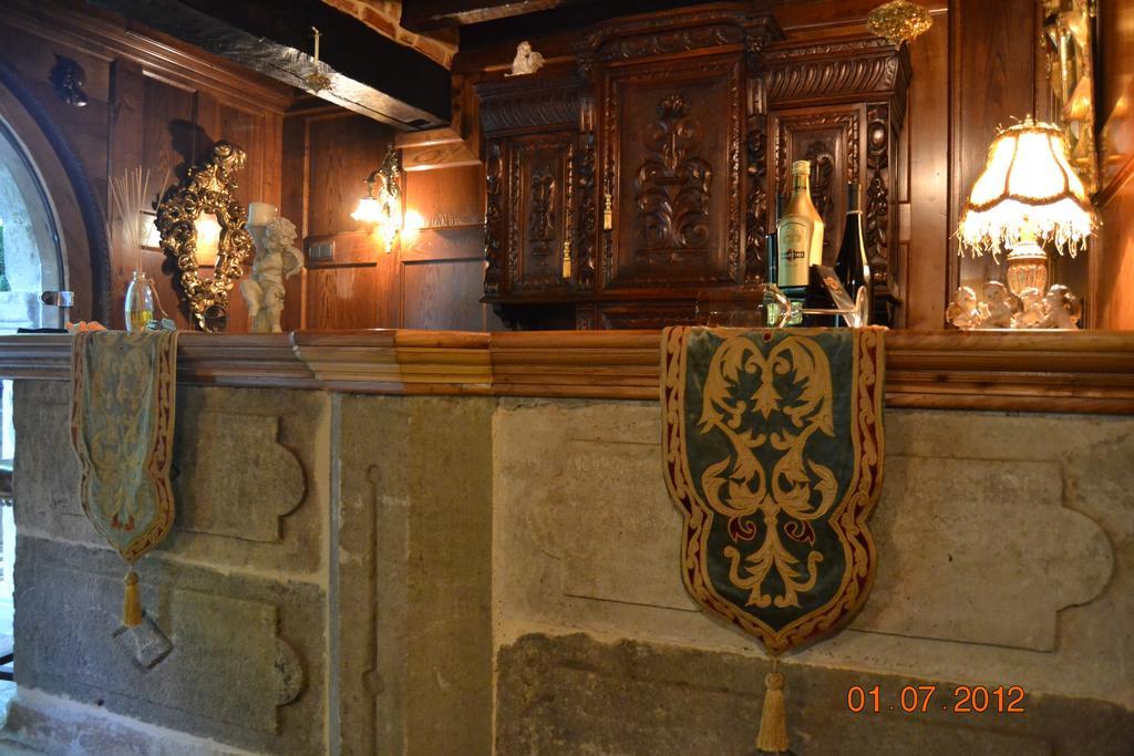Palacio De Trasvilla Escobedo Eksteriør bilde